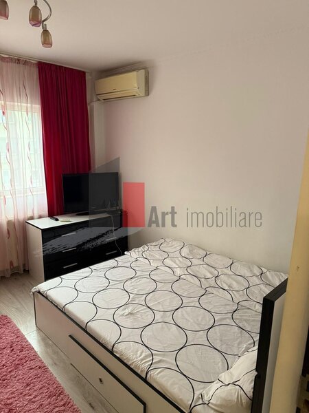 Moinesti, apartament 2 camere,